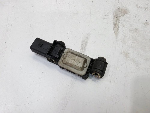 CZUJNIK UDERZENIOWY AUDI A3 8P A4 B6 8E0959651B