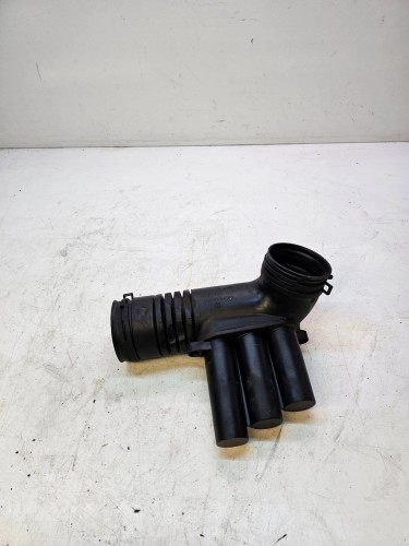 WLOT DOLOT POWIETRZA AUDI A3 8V VW SEAT SKODA 04E129651C