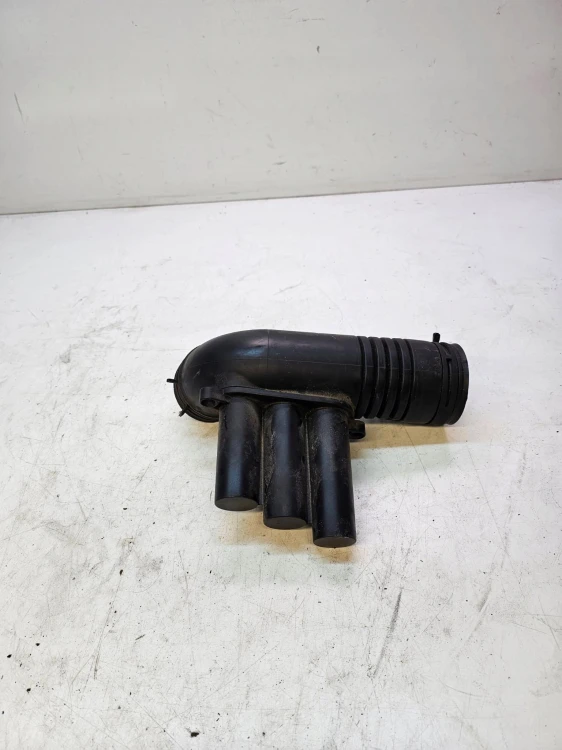WLOT DOLOT POWIETRZA AUDI A3 8V VW SEAT SKODA 04E129651C