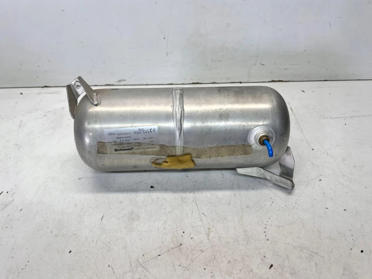 ZBIORNIK POWIETRZA ZAWIESZENIA AUDI Q7 4L 7L8616202A