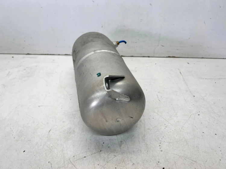 ZBIORNIK POWIETRZA ZAWIESZENIA AUDI Q7 4L 7L8616202A