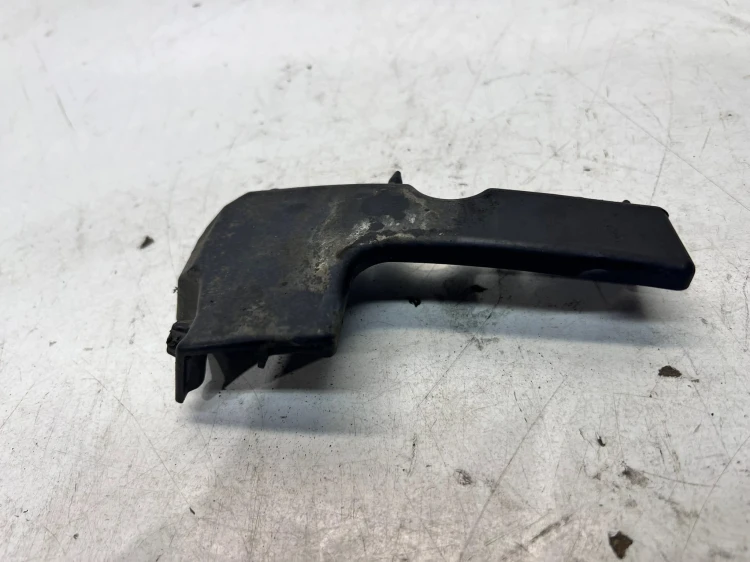 ŚLIZG ZDERZAKA LEWY PRZÓD AUDI A4 B6 8E0807283E