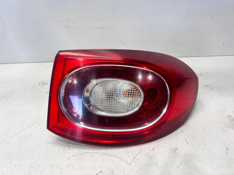 LAMPA PRAWY TYŁ Z BŁOTNIKA VW TIGUAN 5N0945096F