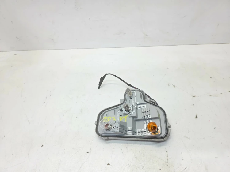 WKŁAD LAMPY LEWY TYŁ AUDI A3 8P 3-DRZWIOWA 8P3945258 08-12