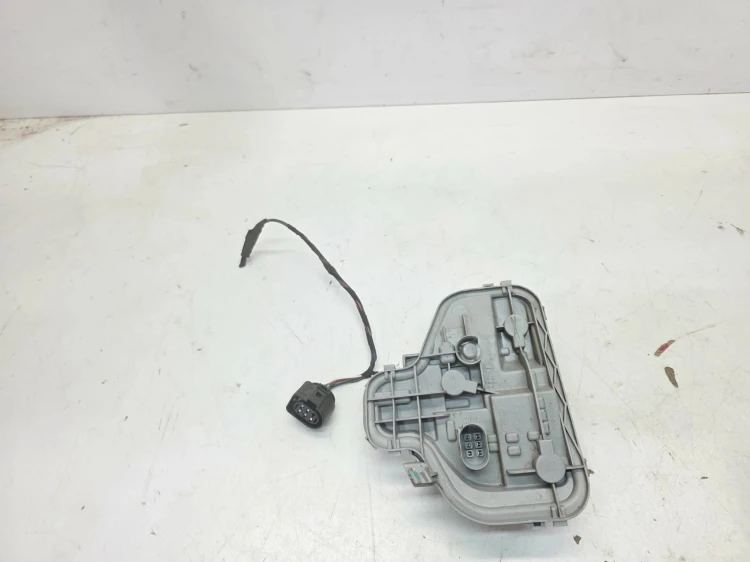 WKŁAD LAMPY LEWY TYŁ AUDI A3 8P 3-DRZWIOWA 8P3945258 08-12