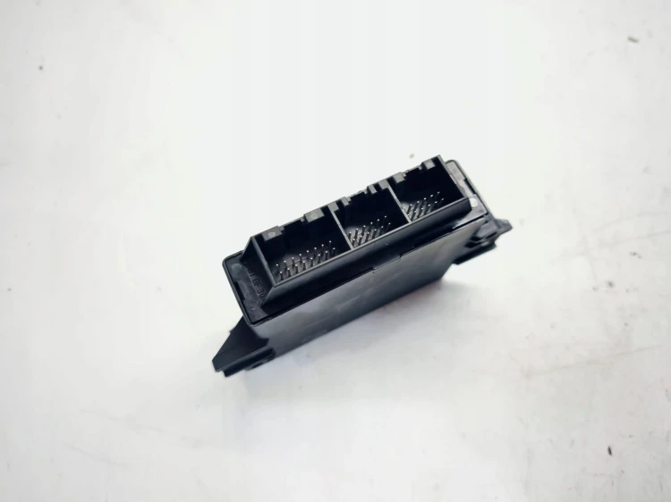 STEROWNIK MODUŁ CZUJNIKÓW PARKOWANIA PDC AUDI A4 B8 A5 Q5 8K0919475C 8K