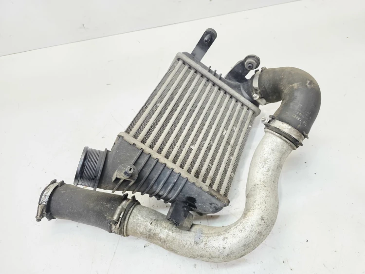 CHŁODNICA POWIETRZA INTERCOOLER PRAWY AUDI A6 C6 4F0145686M 4F0145806AF