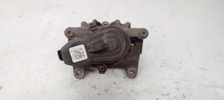 ZACISK HAMULCOWY LEWY TYŁ AUDI A4 B9 A5 8W0405BA