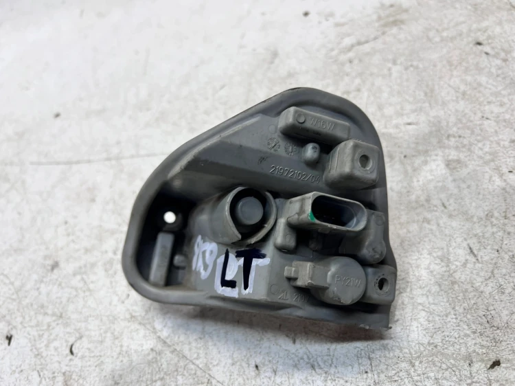 WKŁAD LAMPY LEWY TYŁ W BŁOTNIK AUDI A4 B8 AVANT 21972102/04 1/26