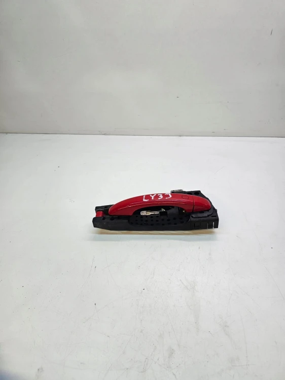 KLAMKA PRAWA AUDI A4 B8 A5 8T Q5 LY3J 8T0837886A *