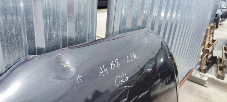 MASKA POKRYWA SILNIKA AUDI A4 B8 LZ7L USZK. 08-11