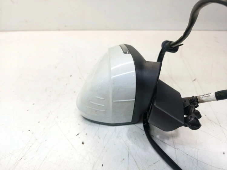 LUSTERKO ZEWNĘTRZNE LEWE AUDI A4 B9 LS9R 15 PIN UK