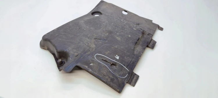 OSŁONA PODWOZIA PRZÓD AUDI A4 B9 8W0825201 *3*