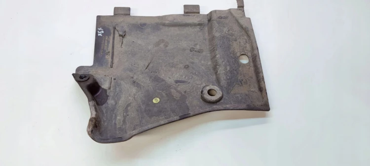 OSŁONA PODWOZIA PRZÓD AUDI A4 B9 8W0825201 *3*