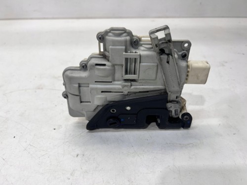 ZAMEK DRZWI LEWY TYŁ AUDI A6 C6 A3 4F0839015 7-PIN