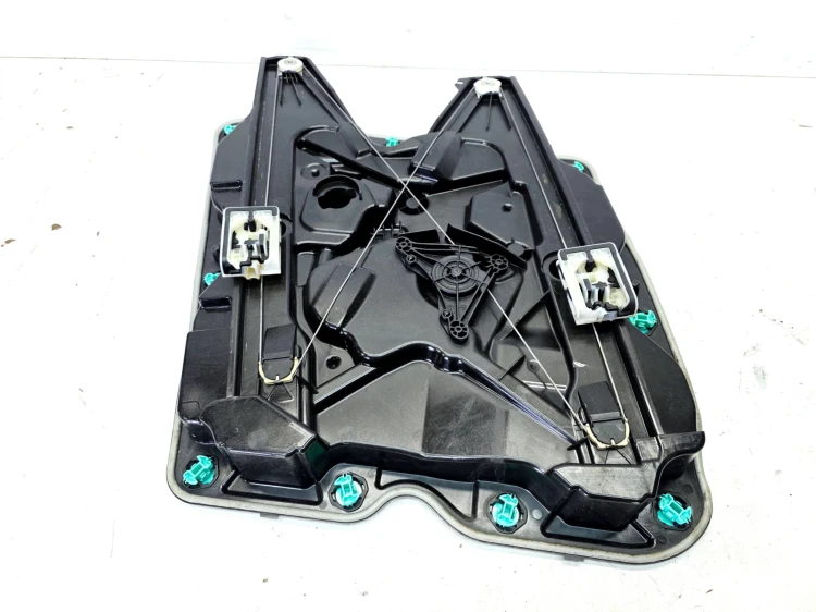 MECHANIZM PODNOŚNIK SZYBY PRAWY PRZÓD AUDI Q4 E-TRON 11A837402G