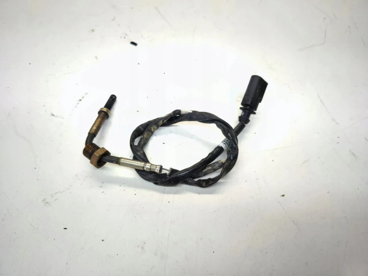 CZUJNIK TEMPERATURY SPALIN AUDI VOLKSWAGEN SEAT SKODA 04L906088K