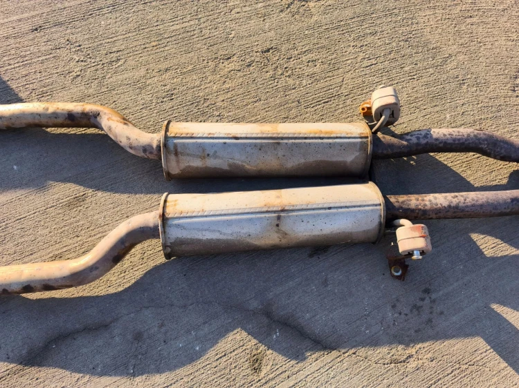 TŁUMIK WYDECH AUDI A6 C6 QUATTRO 2.4 2.8 3.2 4F0253611S 4F0253612S