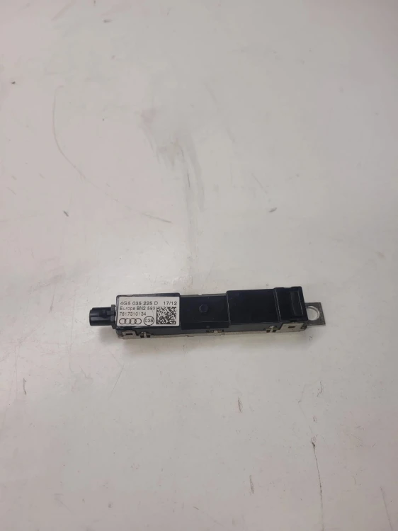 WZMACNIACZ ANTENOWY AUDI A6 C7 A7 4G5035225D
