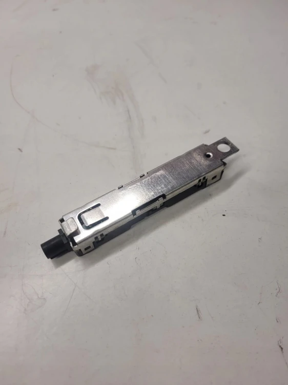 WZMACNIACZ ANTENOWY AUDI A6 C7 A7 4G5035225D