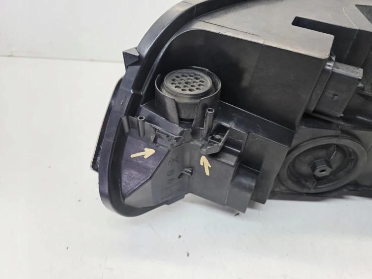 REFLEKTOR LAMPA LEWY PRZÓD BI XENON LED AUDI A6 C7 LIFT 4G0941043F EU 46/25