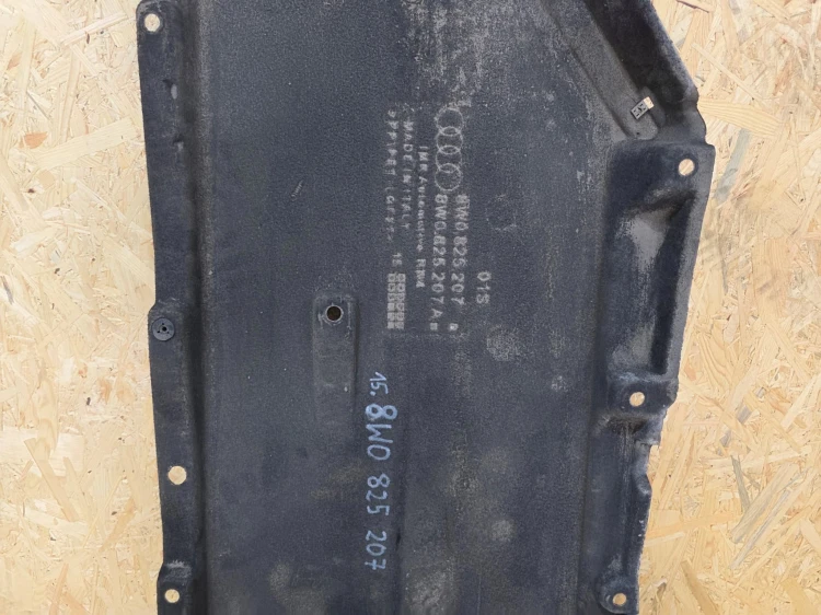 OSŁONA PODWOZIA LEWA AUDI A4 B9 A5 8W 8W0825207 ORYGINAŁ *15*
