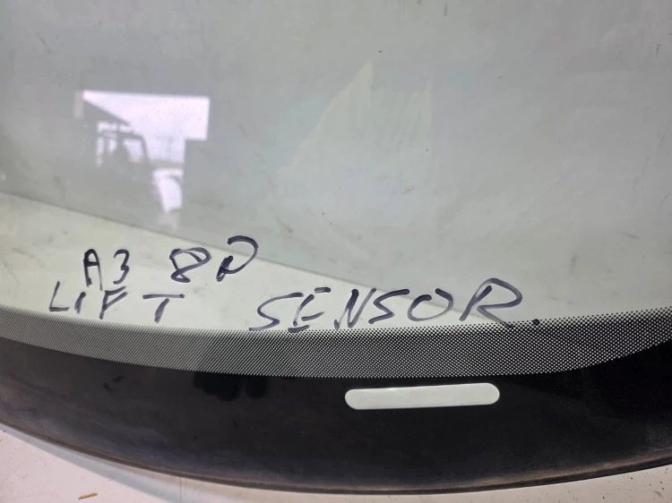 SZYBA PRZEDNIA CZOŁOWA AUDI A3 8P LIFT 2020 ROK POD SENSOR !!!