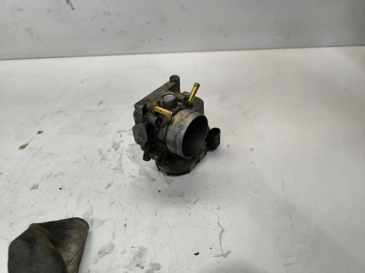 PRZEPUSTNICA AUDI VW SEAT SKODA 1.8 2.0 06A133062B ORYGINAŁ !!!