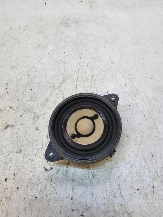 GŁOŚNIK PÓŁKI TYŁ AUDI A6 C7 SEDAN 4G5035402 BOSE