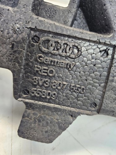 ABSORBER ZDERZAKA STYROPIAN PRZÓD AUDI A3 8V3 8V3807550