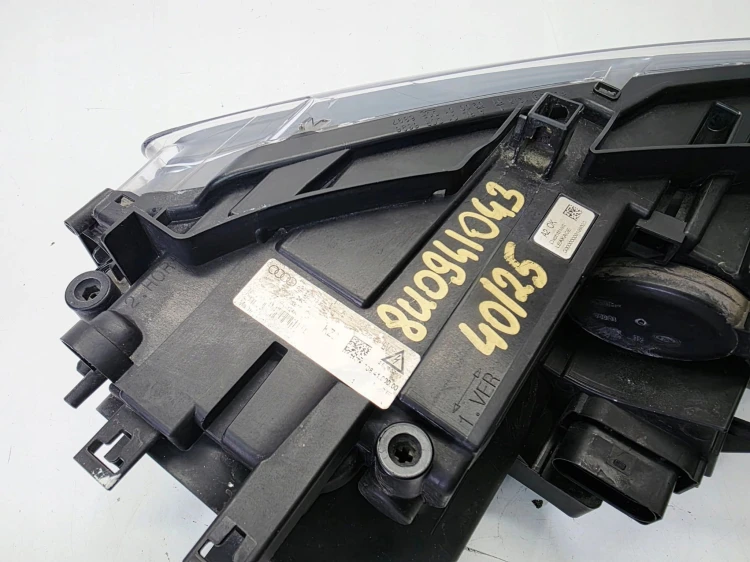 REFLEKTOR LAMPA LEWY PRZÓD BI XENON LED AUDI Q3 8U 8U0941043 EU 40/25