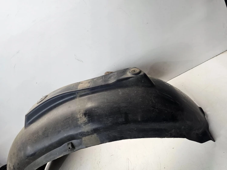 NADKOLE PRAWY PRZÓD AUDI A3 8P 8P0821172C OK