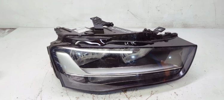 REFLEKTOR PRAWY AUDI A4 B8 LIFT UK 8K0941004M BDB