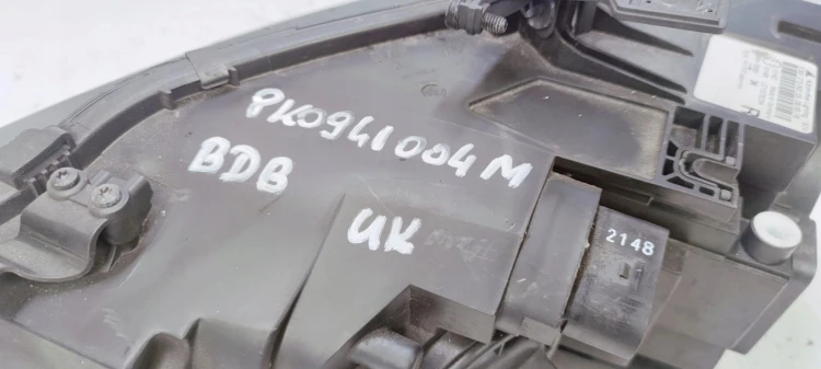 REFLEKTOR PRAWY AUDI A4 B8 LIFT UK 8K0941004M BDB