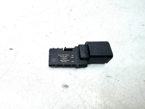 CZUJNIK POŁOŻENIA SPRZĘGŁA AUDI A4 B8 A5 8T Q5 8R 8K0907658C
