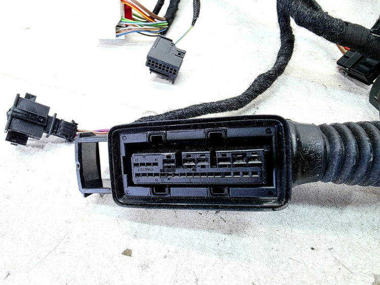 WIĄZKA INSTALACJA DRZWI PRAWY TYŁ AUDI Q4 E-TRON TAB010403ER 010403ER