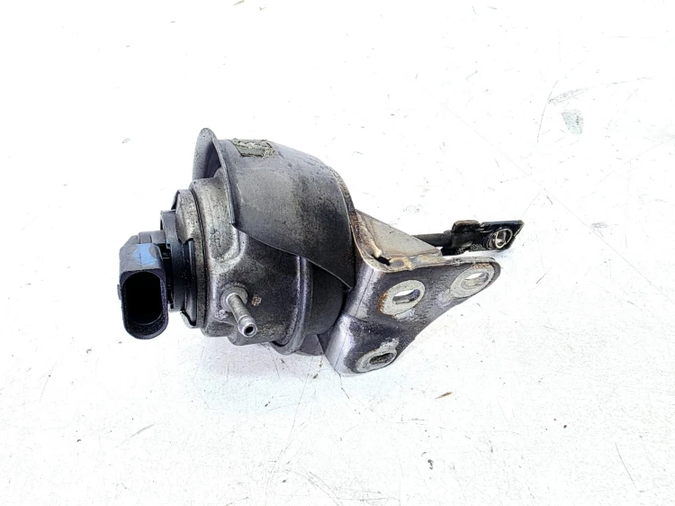 GRUSZKA STEROWANIE TURBO ZAWÓR AUDI A4 B8 A5 8T Q5 8R A6 2.0 TDI 787563-04