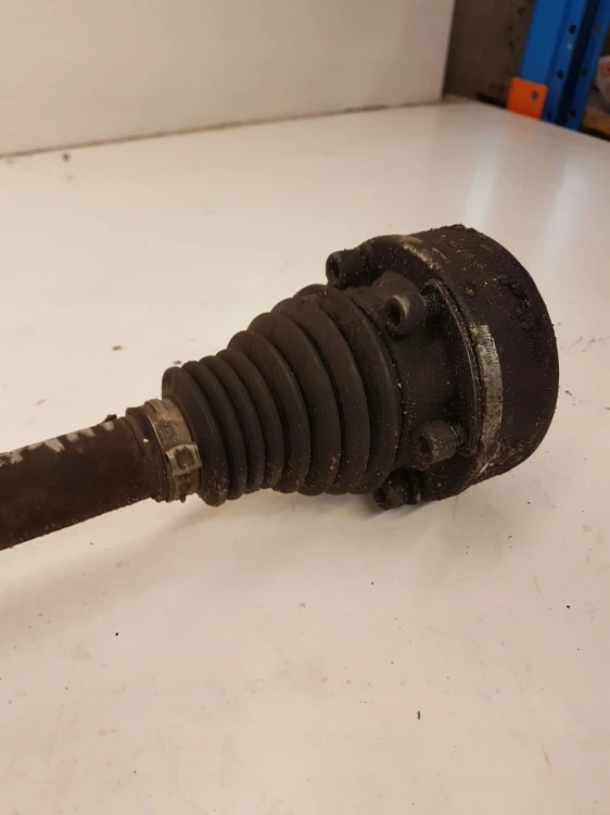 PÓŁOŚ LEWA PRZEDNIA AUDI A3 GOLF 2.0 1K0407271AT
