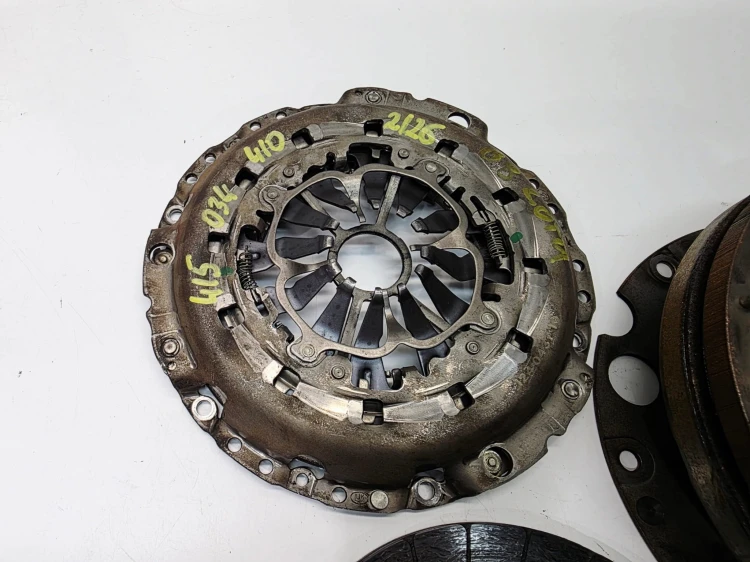KOŁO DWUMASOWE SPRZĘGŁO AUDI A4 B8 A5 2.0 TDI TFSI 415034410 2/26