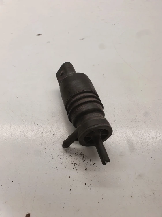 POMPKA SPRYSKIWACZY AUDI VW SKODA 1J5955651