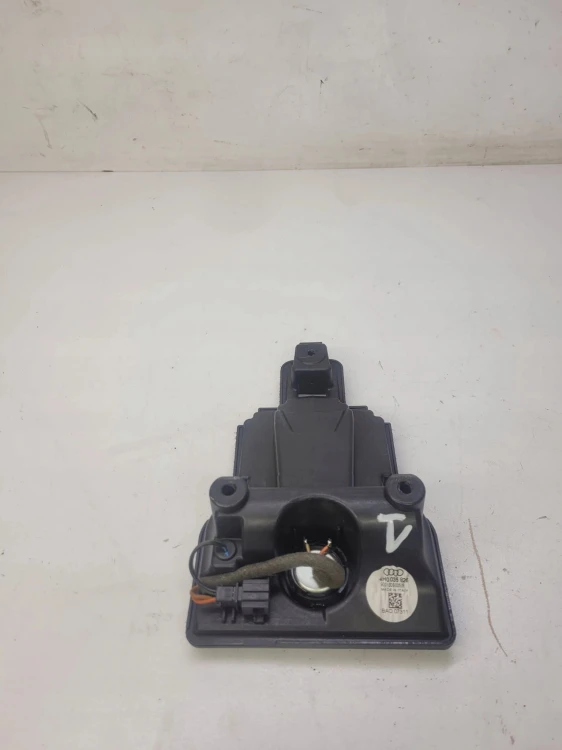 GŁOŚNIK PÓŁKI TYŁ B&O AUDI A8 D4 4H0035826