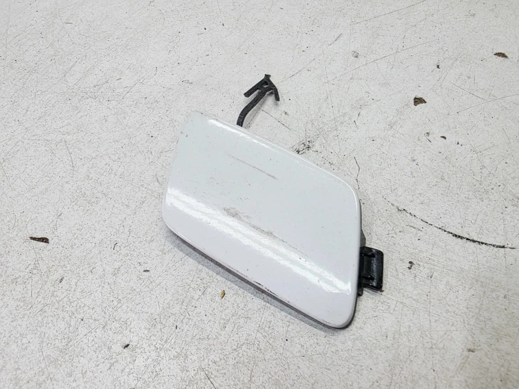 ZAŚLEPKA ZDERZAKA UCHA DO HOLOWANIA PRZÓD AUDI A6 C8 4K0807241