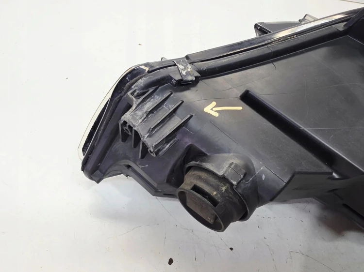 REFLEKTOR LAMPA LEWY PRZÓD BI XENON LED AUDI A4 B9 8W0941005 EU 56/25