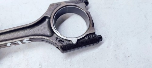 TŁOK + KORBOWÓD AUDI A3 A4 A5 1.8 TFSI 06LD 06KAA