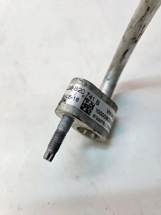 WĄŻ PRZEWÓD KLIMATYZACJI AUDI A3 8V VW SEAT 5Q0820741B