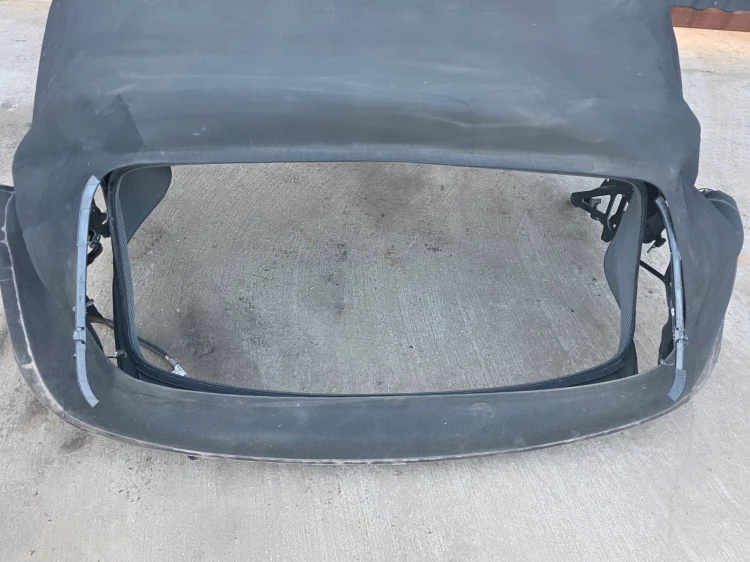 POSZYCIE DACHU DACH AUDI A3 8P7 CABRIO MATERIAŁ + STELAŻ BEZ USZKODZEŃ !!!
