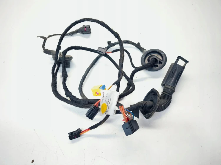 WIĄZKA DRZWI LEWY PRZÓD AUDI Q5 8R 8R0971029AD