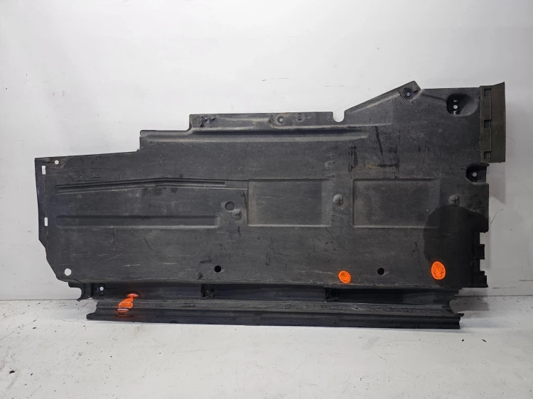 OSŁONA PODWOZIA PRAWY PRZÓD DUŻA AUDI A5 8T CABRIO 8F0825208