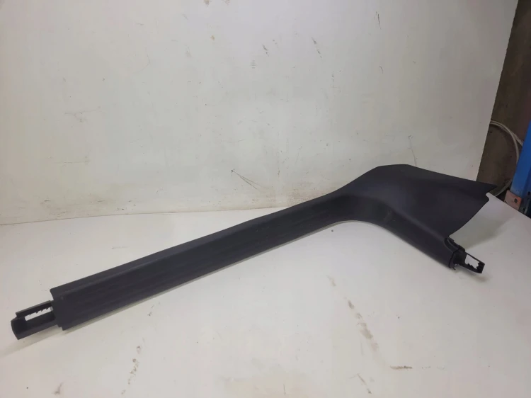 OSŁONA PROGU PRAWA AUDI A6 C6 LIFT 4F1867272D