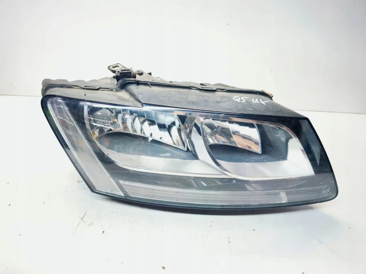 REFLEKTOR LAMPA PRAWY PRZÓD AUDI Q5 8R 8R0941030M UK